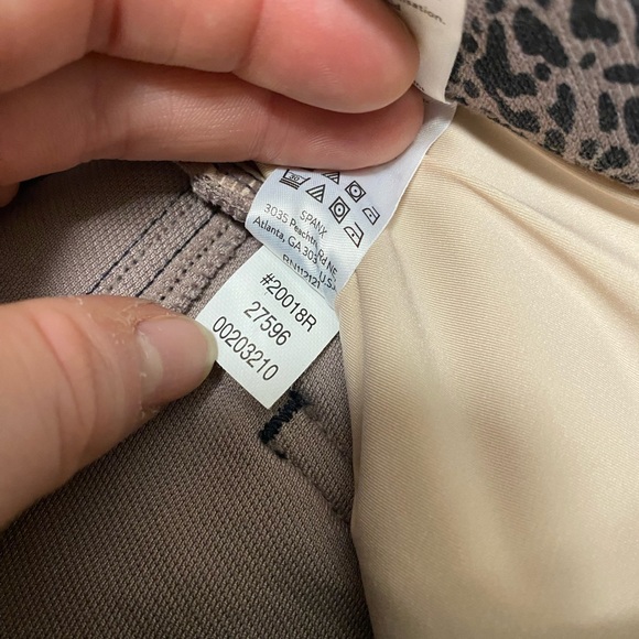 Spanx | EUC small jean-ish ankle leggings desert dot print - Picture 10 of 10